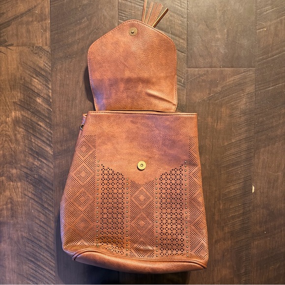 ? Revive Vintage Brown Leather Backpack Western Boho Fringe NWT OS main image 4